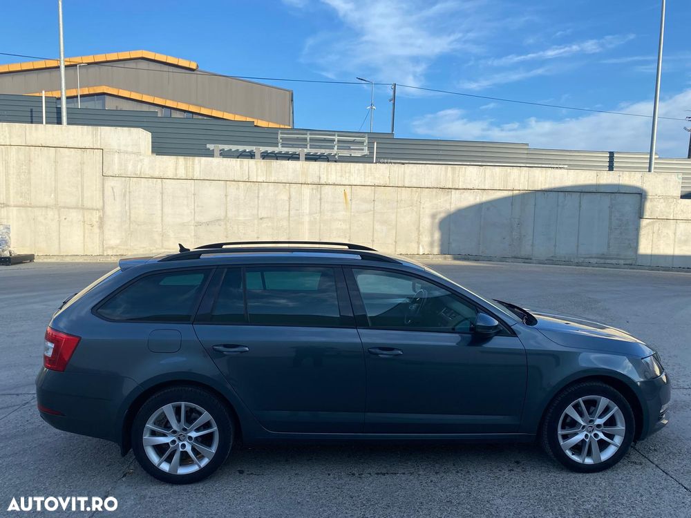 Skoda Octavia 2.0 TDI DSG Tour - 8