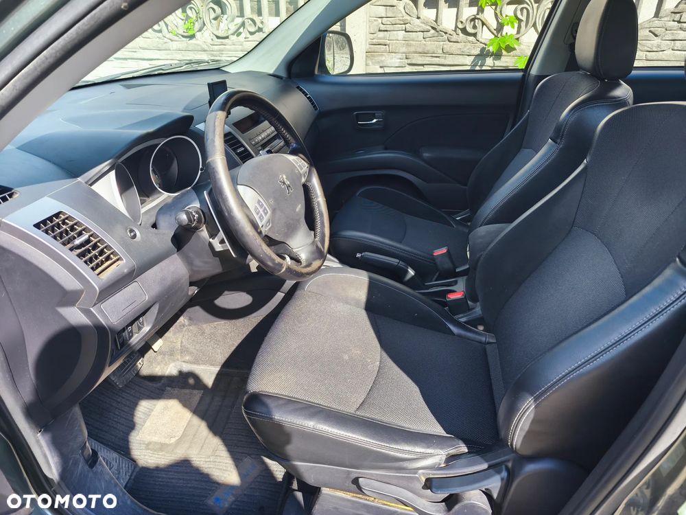 Peugeot 4007 - 6