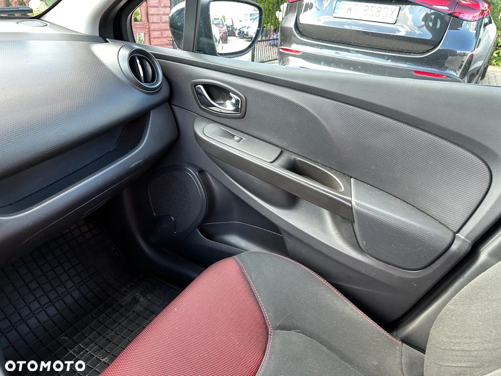 Renault Clio - 16