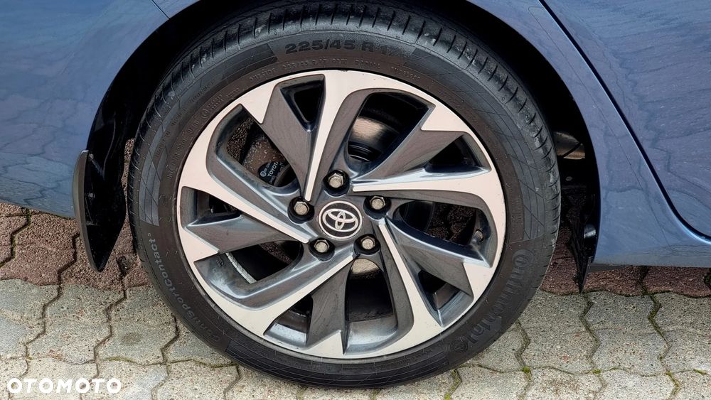 Toyota Auris 1.6 Premium MS - 17