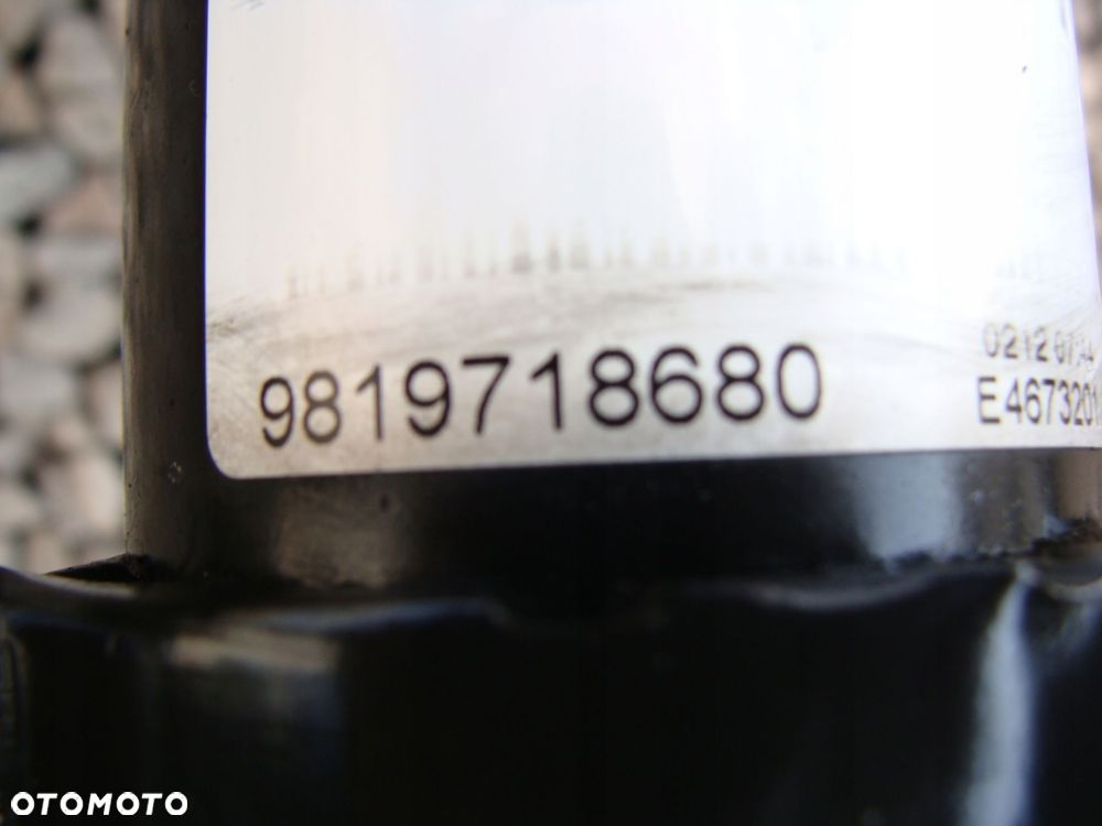 zwrotnica amort lewy peugeot 3008 ii 5008 ii 19r - 6