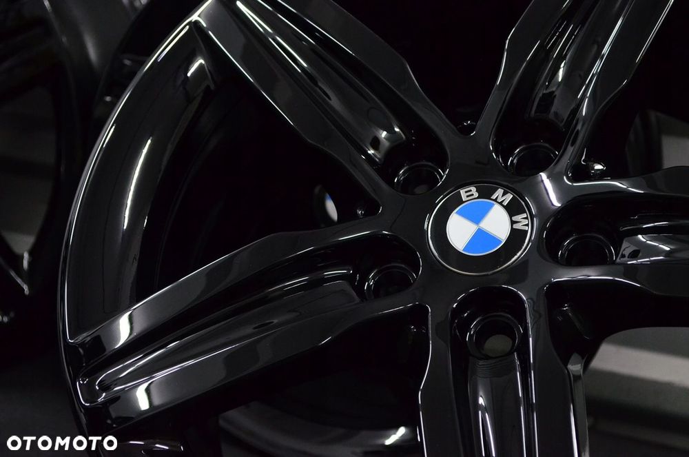 Felgi 5x112 R17 BMW F40 F44 F45 F46 Styling 379 - 4