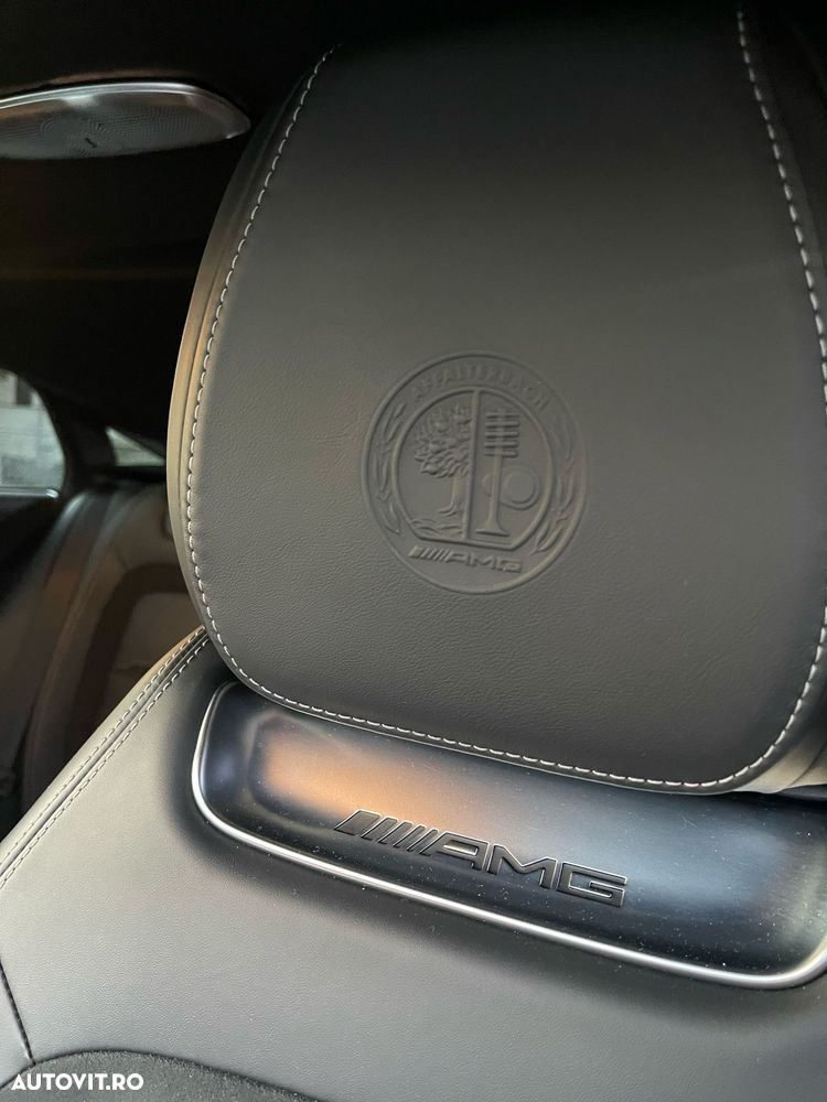 Mercedes-Benz AMG GT-S 63 4MATIC+ - 33