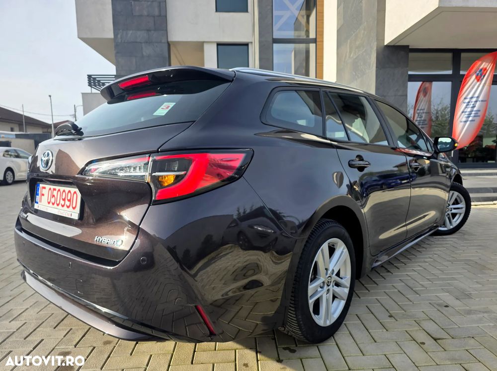 Toyota Corolla 1.8 Hybrid Touring Sports Business Edition - 8