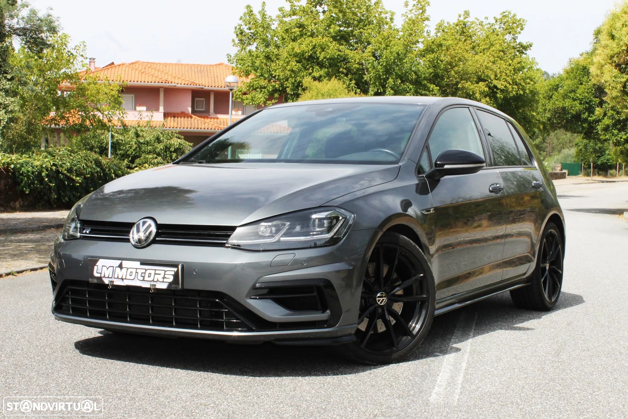 VW Golf R 4Motion (BlueMotion ) DSG - 1