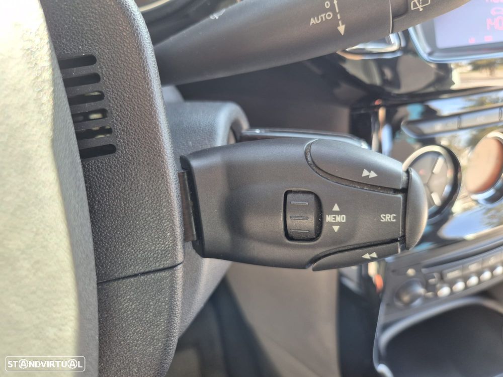 Citroën DS3 Cabrio 1.2 VTi So Chic - 20