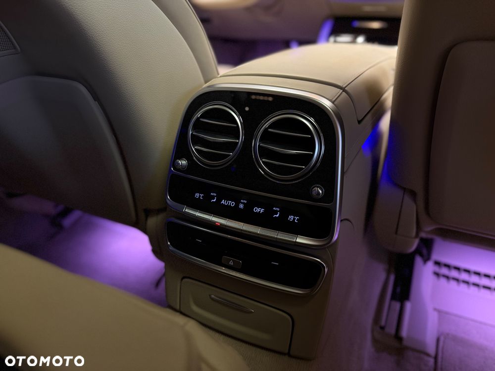Mercedes-Benz Klasa S 400 d 4-Matic L 9G-TRONIC - 31