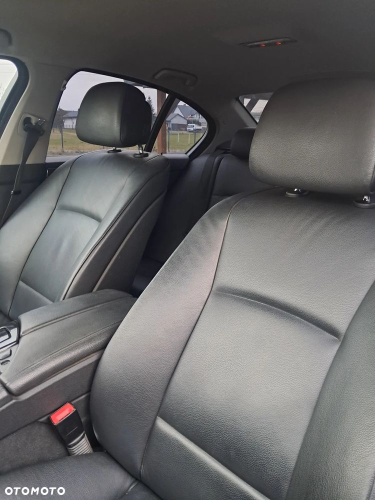BMW Seria 5 520d - 11