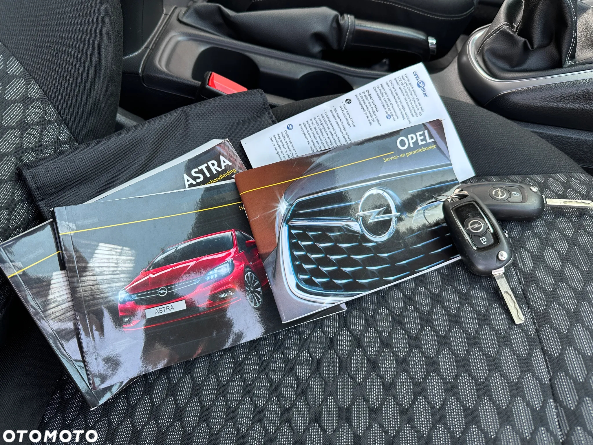Opel Astra V 1.4 T Elite - 26