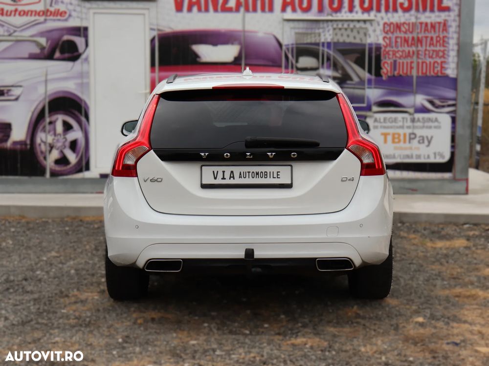 Volvo V60 D4 Geartronic Momentum - 20