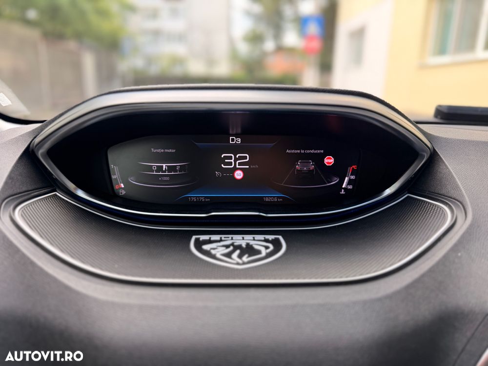 Peugeot 3008 1.5 BlueHDI 130 EAT8 Allure Pack - 10