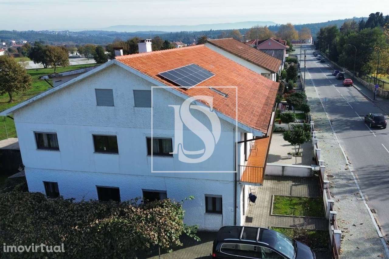 Moradia T6 no centro de Tondela - Grande imagem: 3/27