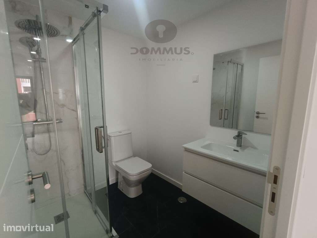 Apartamento T2 Totalmente Remodelado na Damaia - Grande imagem: 4/26