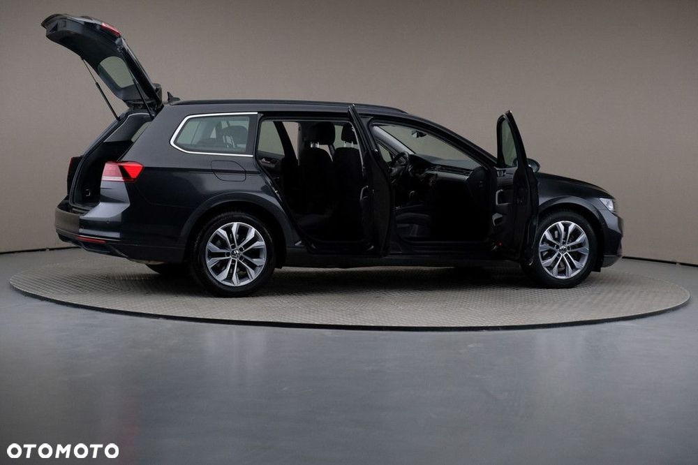 Volkswagen Passat Variant 2.0 TSI Business DSG - 6