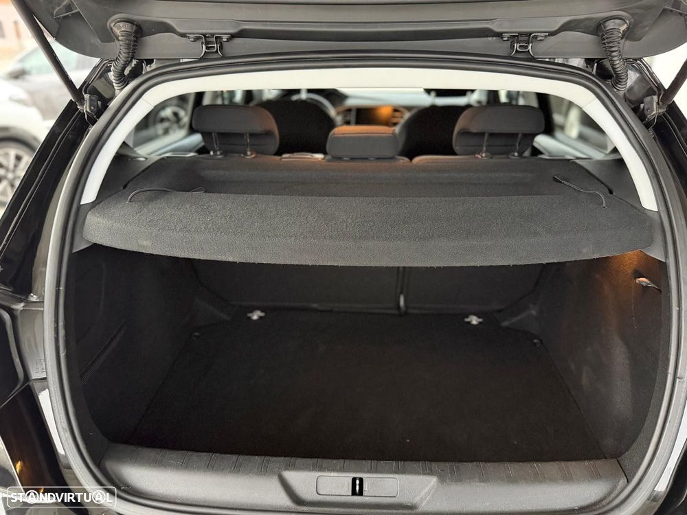 Peugeot 308 1.5 BlueHDi Style - 24
