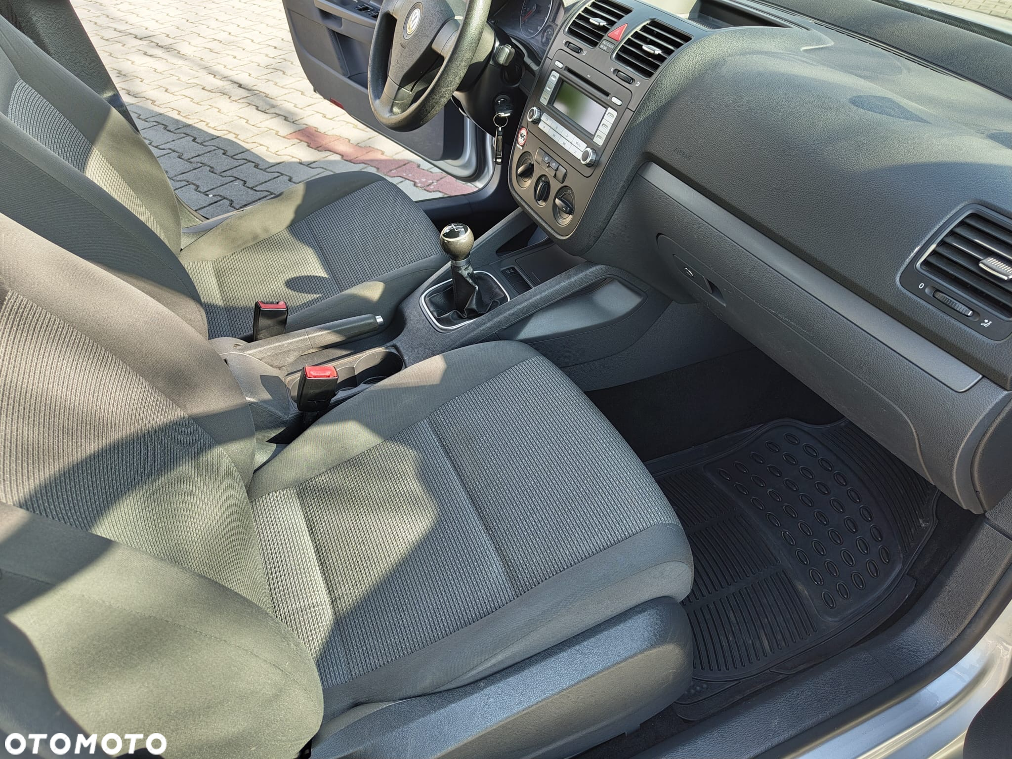 Volkswagen Golf 1.6 Trendline - 24