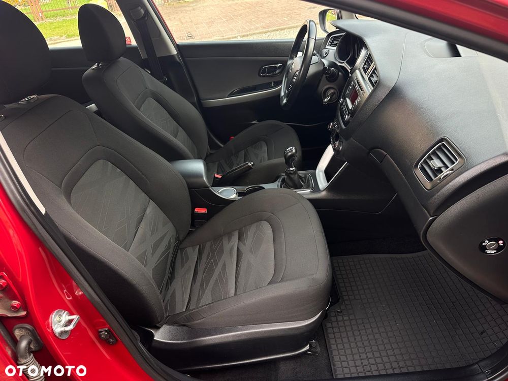 Kia Ceed - 5