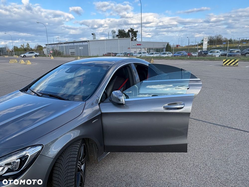 Mercedes-Benz CLA 250 4Matic 7G-DCT AMG Line - 21