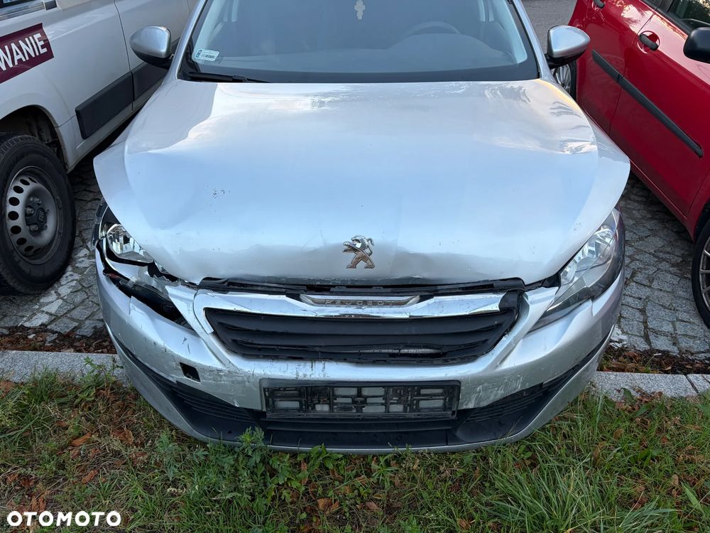 Peugeot 308 2015 photo 3