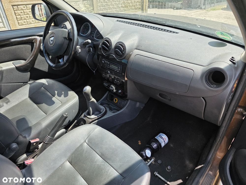 Dacia Duster 1.6 16V 4x2 Laureate - 13
