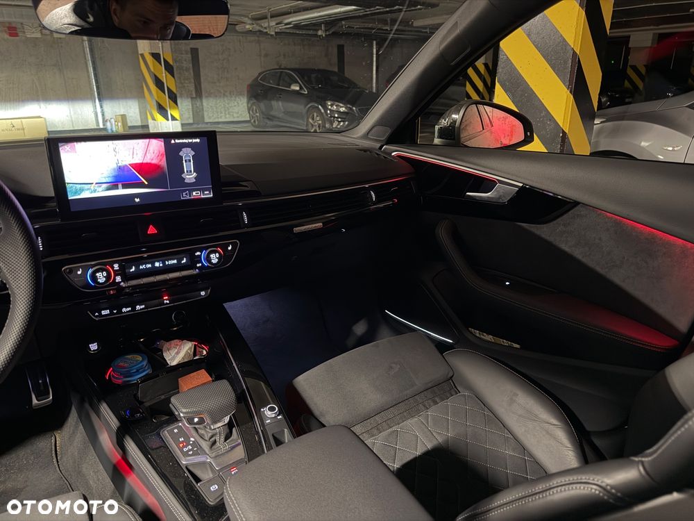 Audi A4 Limousine - 22