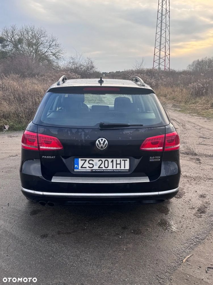 Volkswagen Passat 2.0 TDI Comfortline - 6