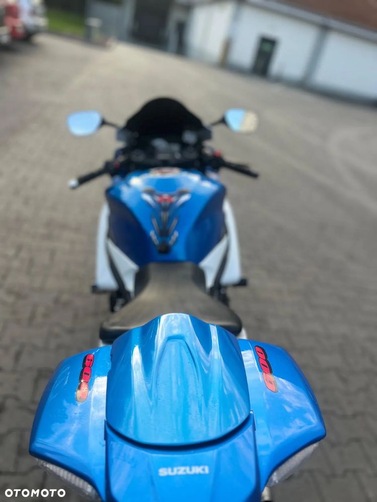 Suzuki GSX-R - 3