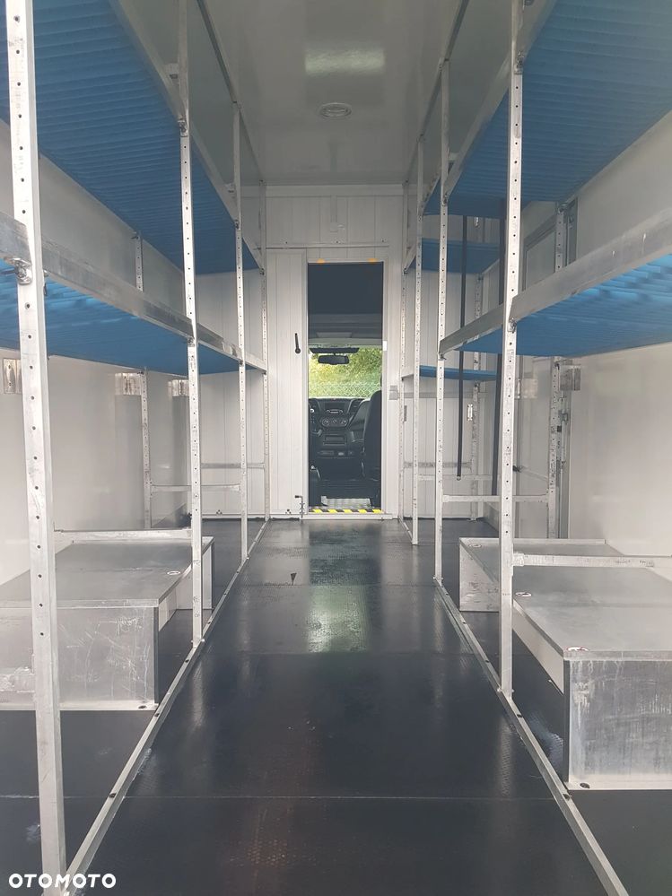 Iveco DAILY KONTENER NISKOPODŁOGOWY 4,43x2,23x2,43 SKLEP FOODTRUCK BAR KLIMA KONIOWÓZ KAMPER - 24
