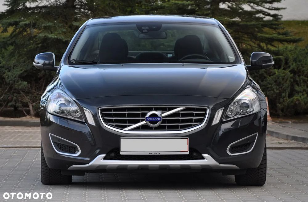 Volvo S60 D4 Geartronic - 9