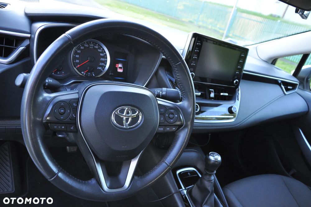 Toyota Corolla 1.6 Comfort - 19