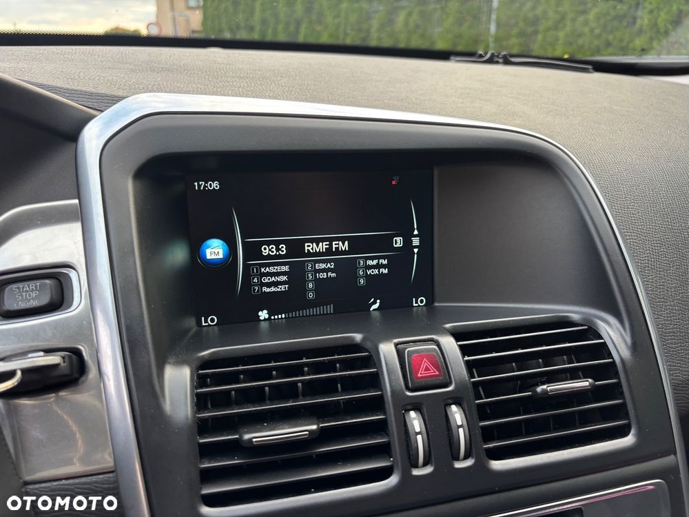 Volvo XC 60 - 24
