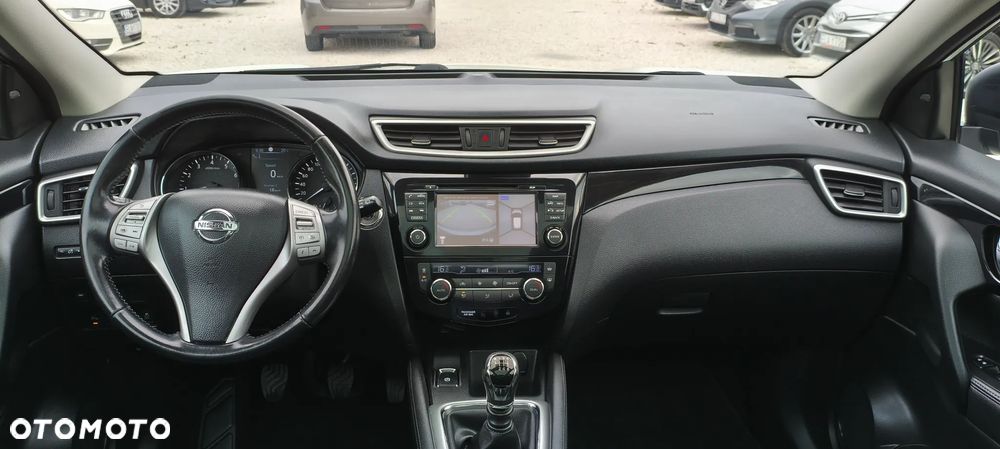 Nissan Qashqai 1.6 DIG-T Tekna - 2