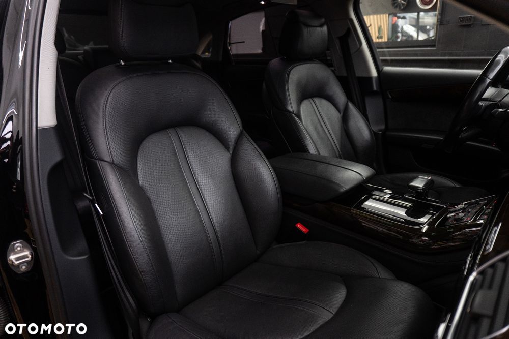 Audi A8 4.0 TFSI Quattro tiptronic - 28