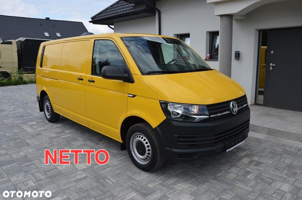 Volkswagen Transporter - 1