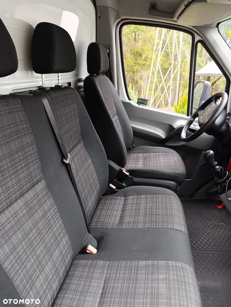 Mercedes-Benz sprinter - 23