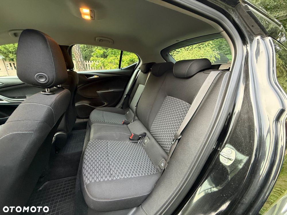Opel Astra - 25