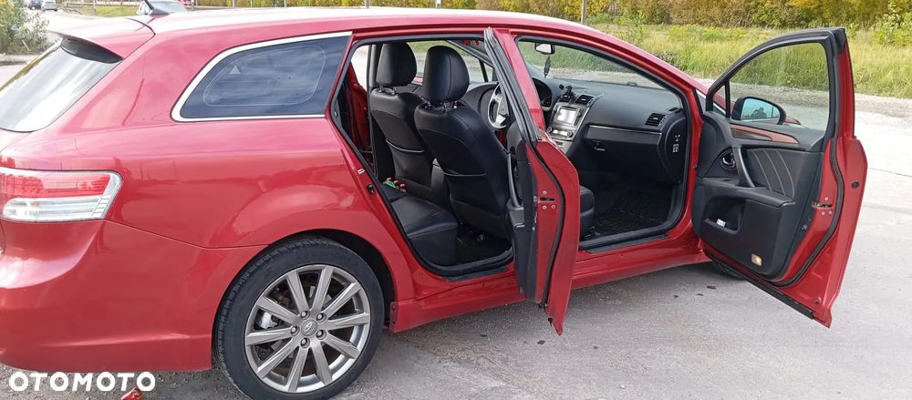 Toyota Avensis 2.0 D-4D Luna - 4