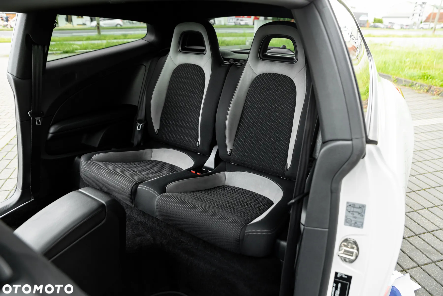 Volkswagen Scirocco 2.0 TSI - 28