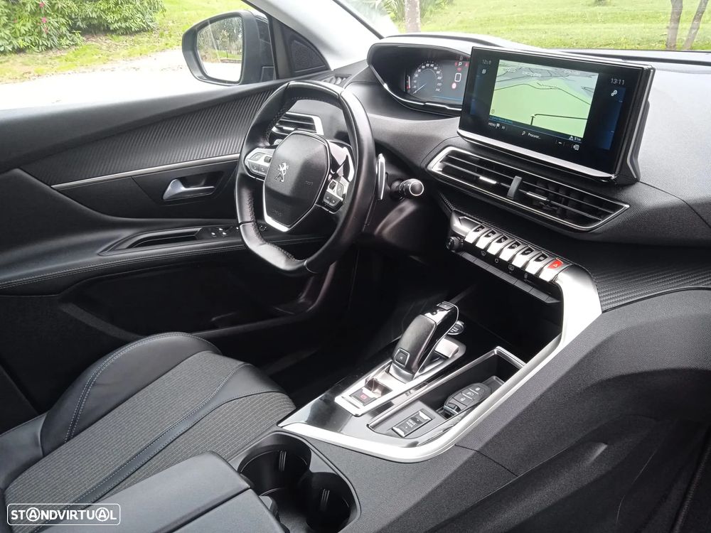 Peugeot 3008 1.2 PureTech Allure EAT8 - 40