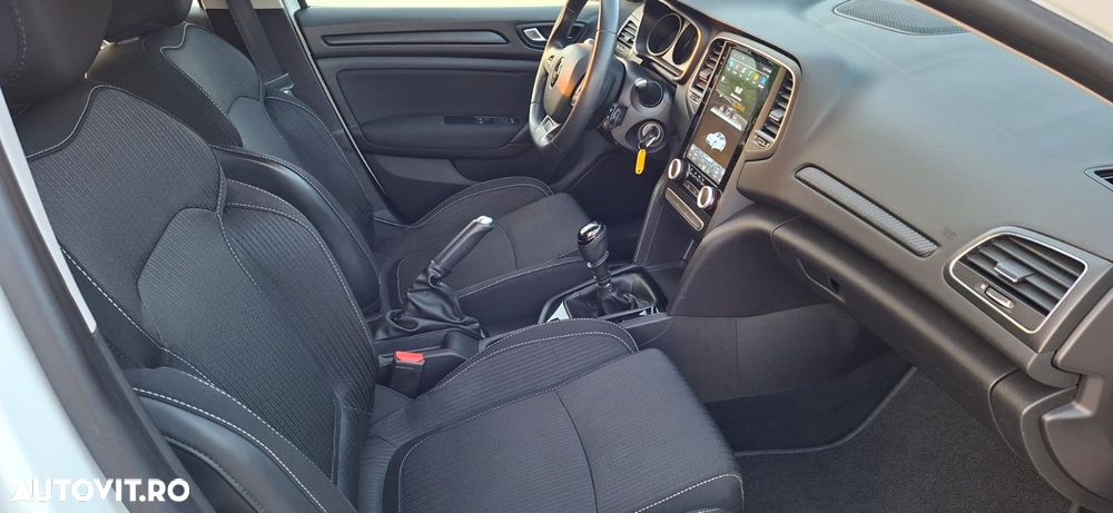 Renault Megane BLUE dCi 115 LIMITED - 24