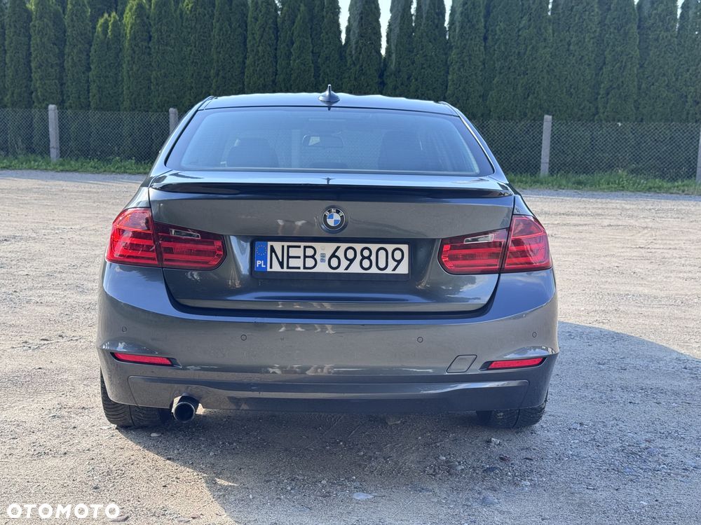 BMW Seria 3 318d - 6