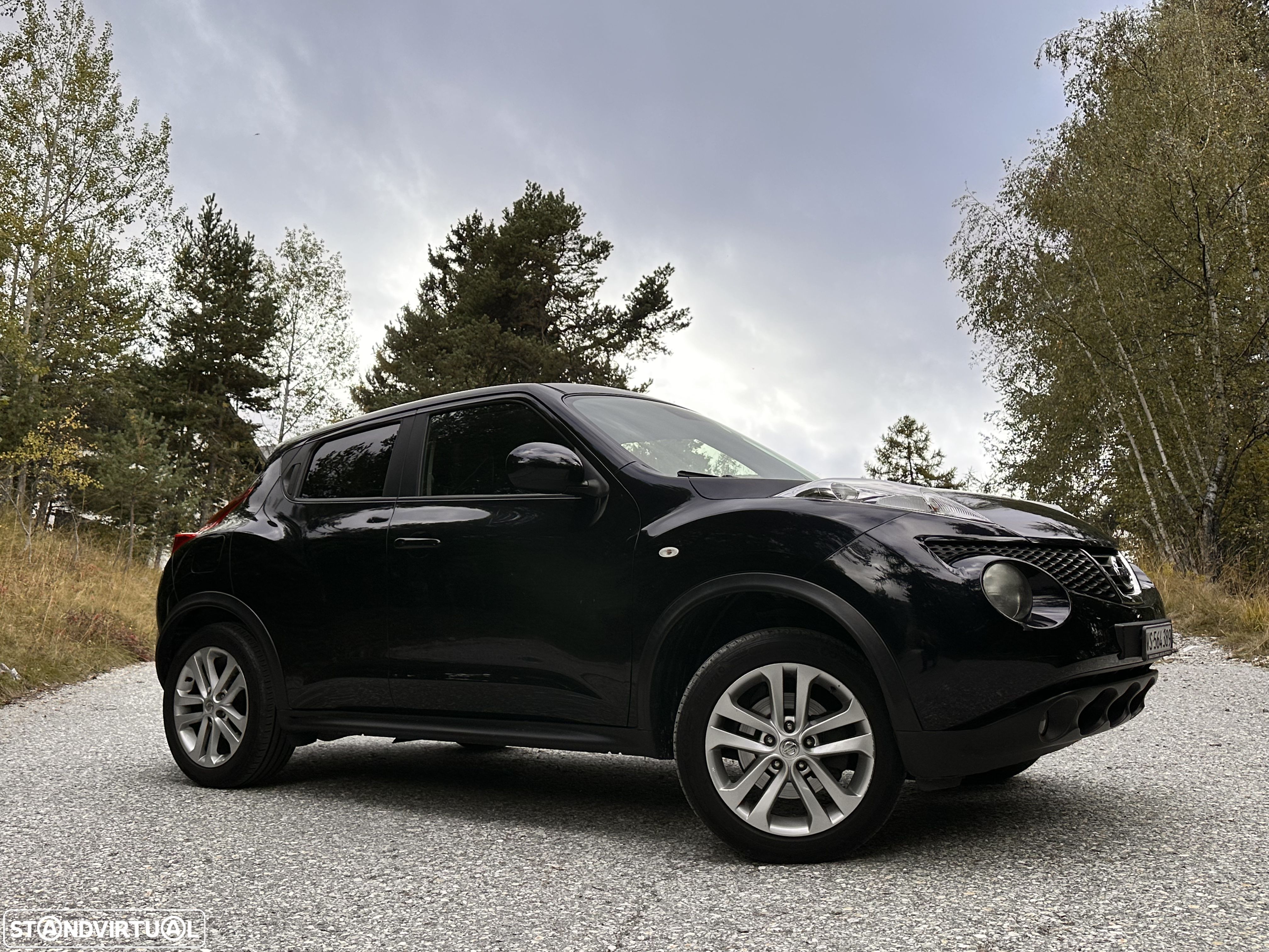 Nissan Juke 1.6 DIG-T Tekna S P.Ext.2 Red D..Xtronic - 1