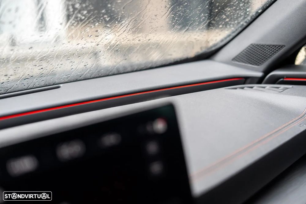 Cupra Formentor 1.4 e-Hybrid DSG VZ - 44