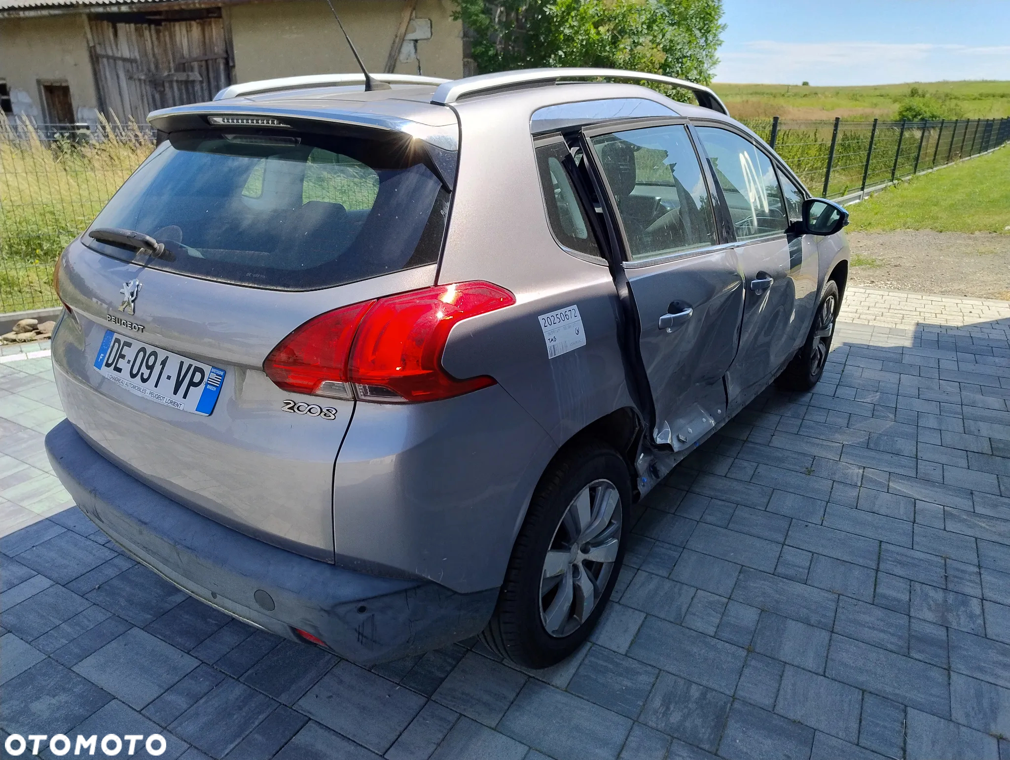 Peugeot 2008 120 VTI Automatik Active - 3