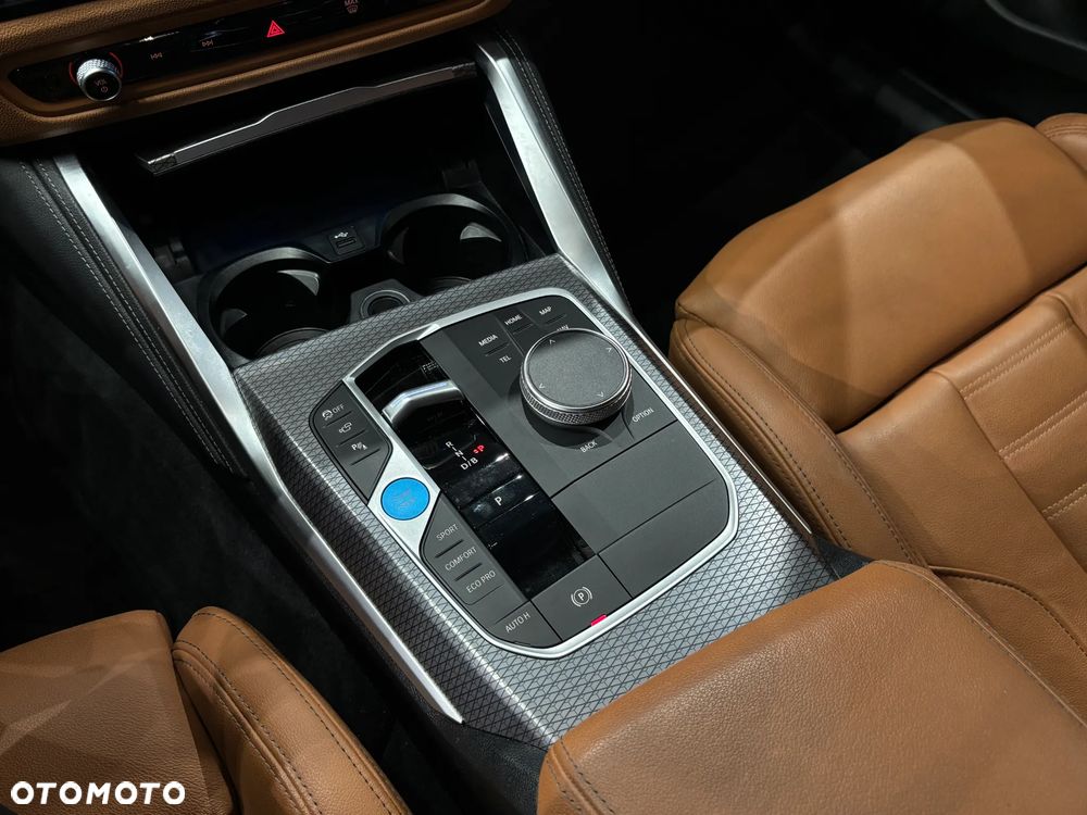 BMW i4 83.9kWh M50 xDrive - 13