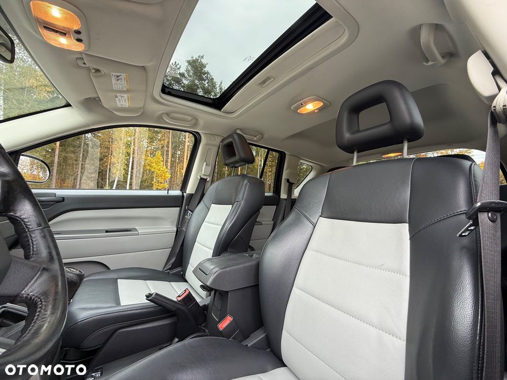 Jeep Compass - 19