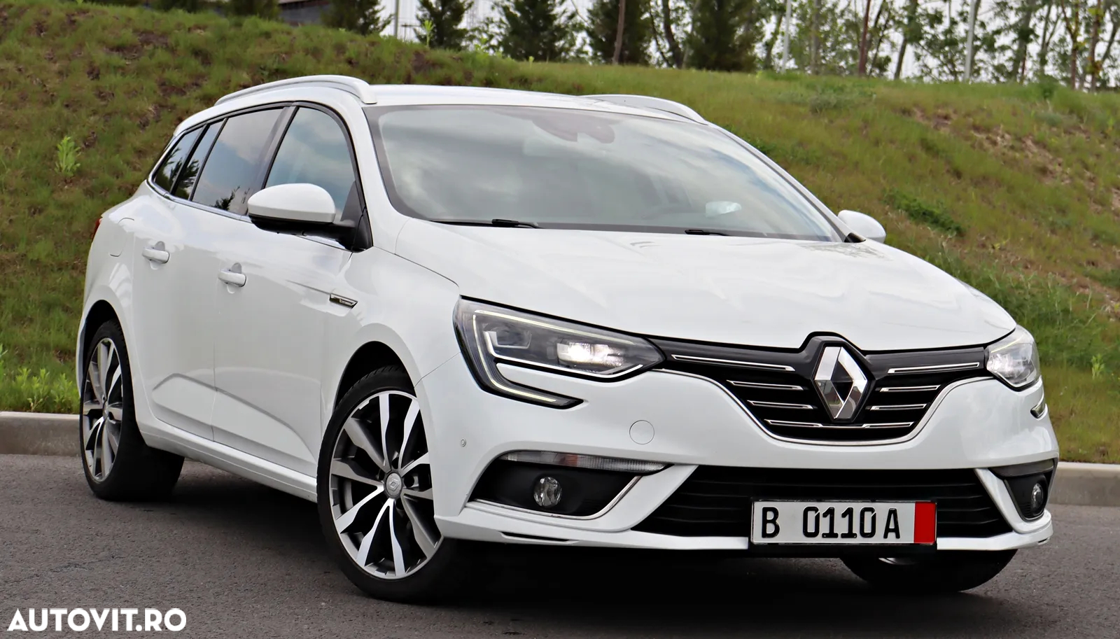Renault Megane Grandtour BLUE dCi 115 EDC BOSE EDITION - 2