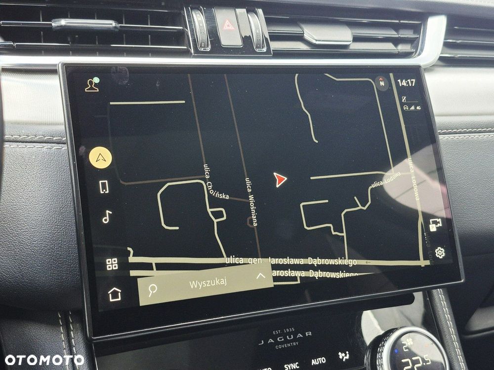 Jaguar F-Pace - 36