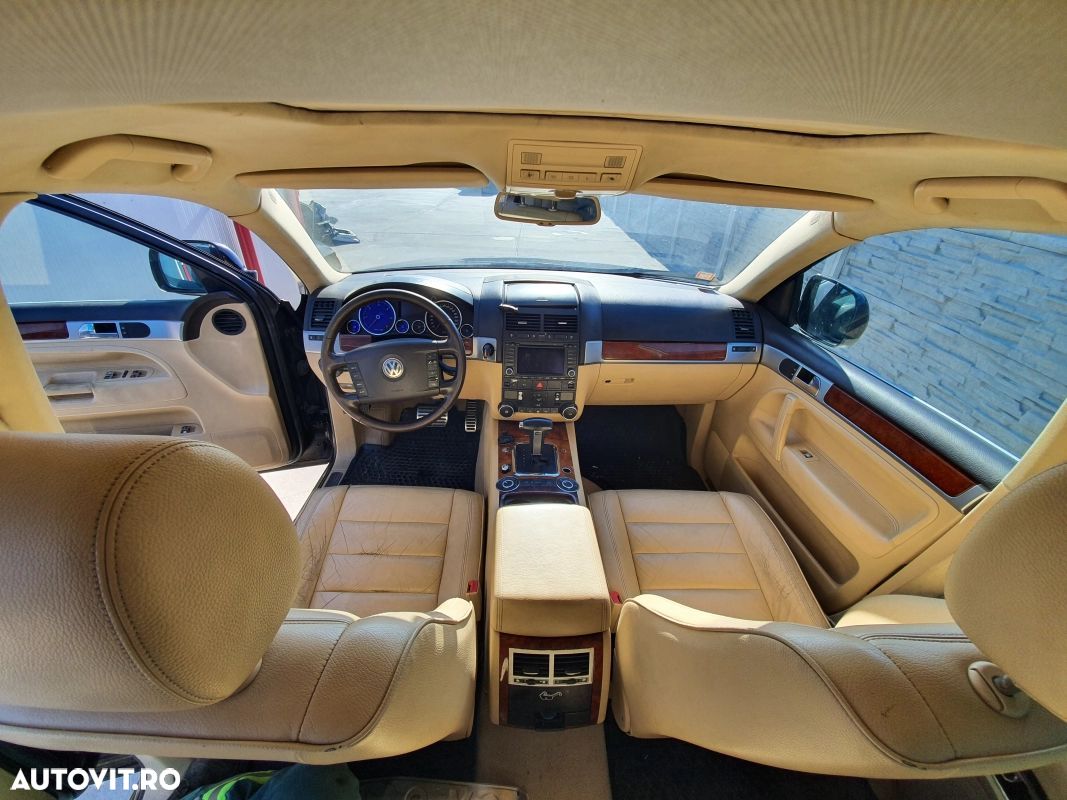 PLANSA BORD VW TOUAREG 7L - 1