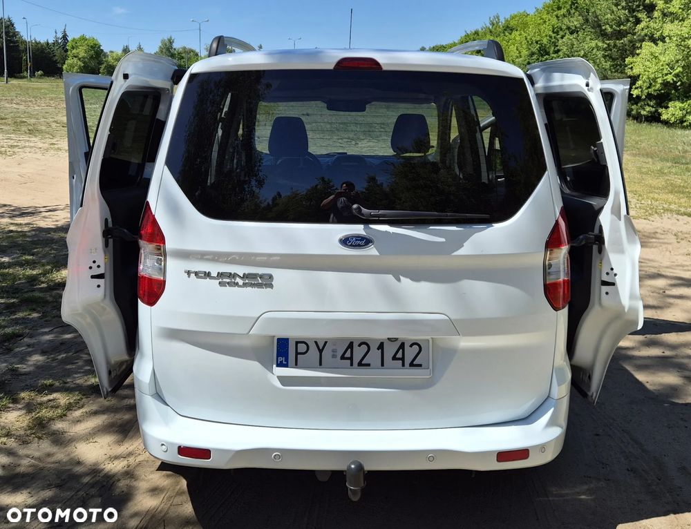 Ford Tourneo Courier 1.5 TDCi Sport - 12